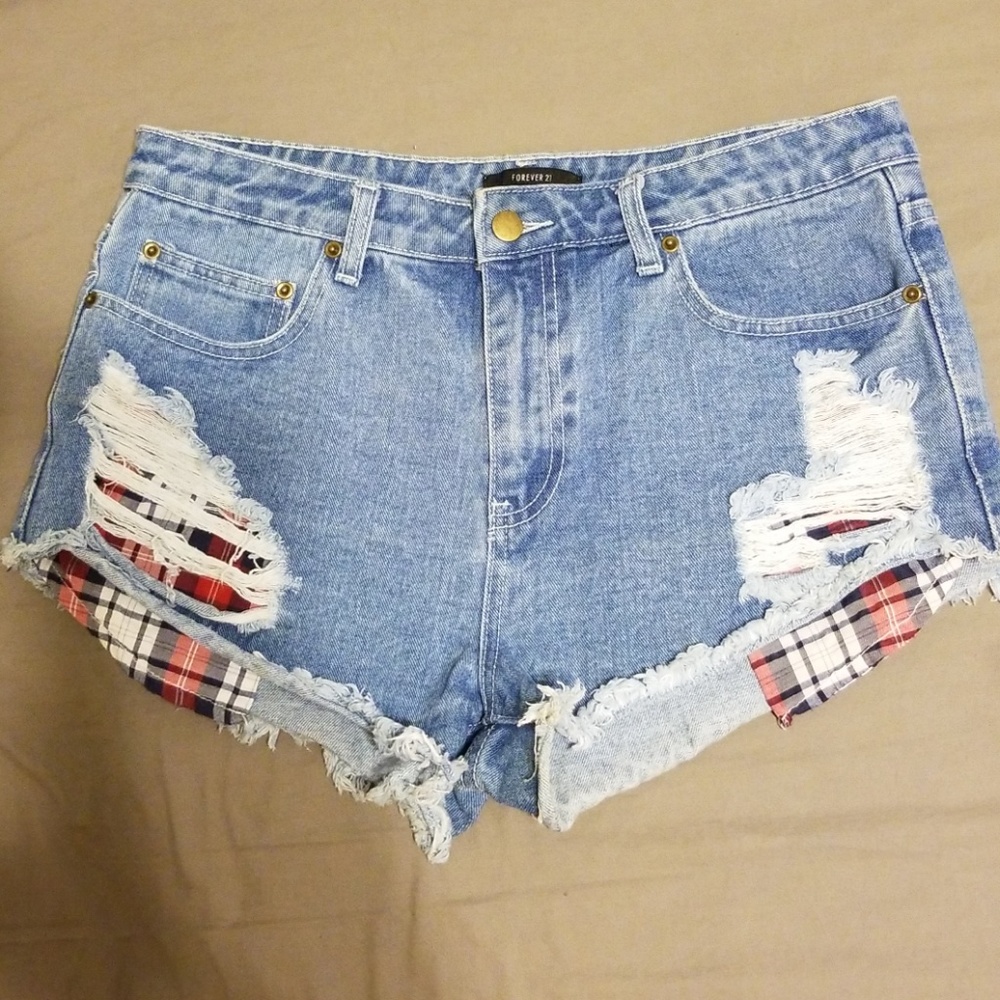 Forever 21 High Waisted plaid pocket jean shorts